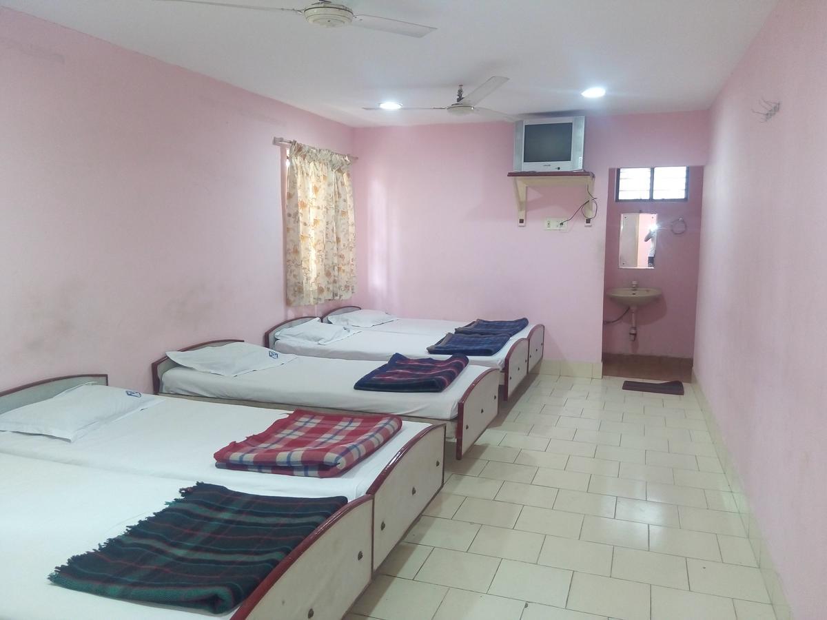 Hotel Yercaud International Экстерьер фото